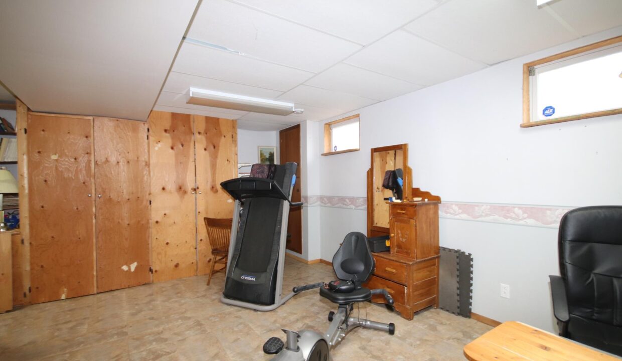 Armstrong 65 4th St NW Carman SIZED (4)