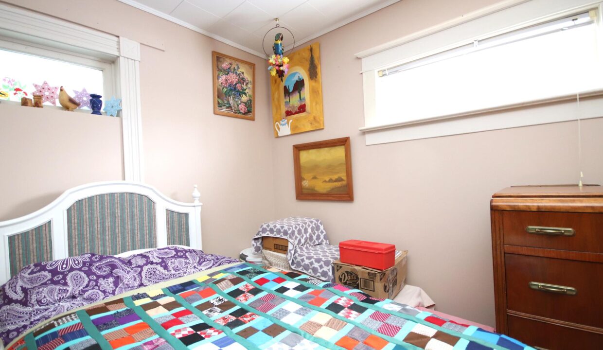 Kucharsky Sized (16)