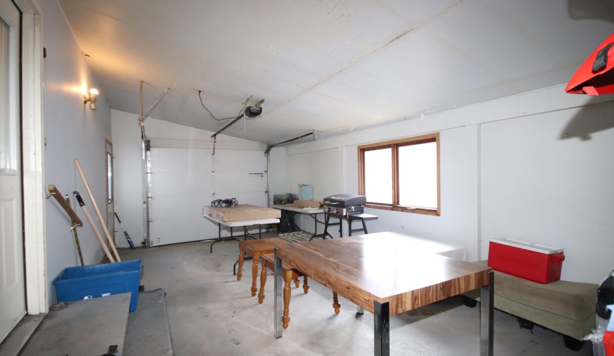 Baron Melissa Sized (26)