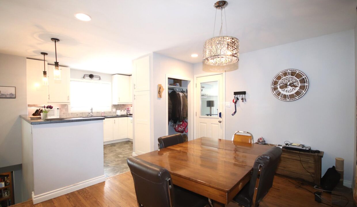 Baron Melissa Sized (34)