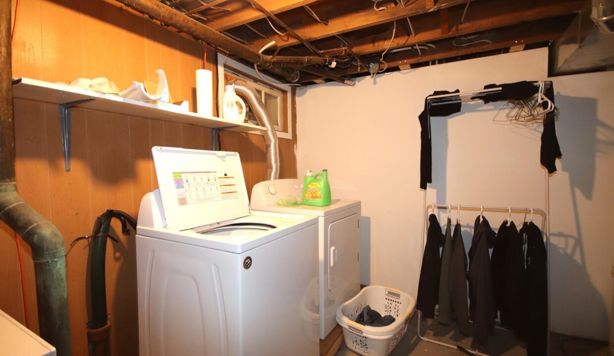 Baron Melissa Sized (60)