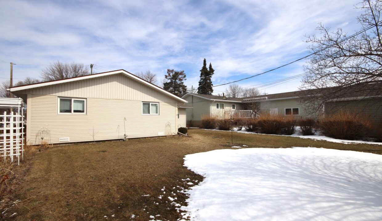 McFarlane Sized (16)