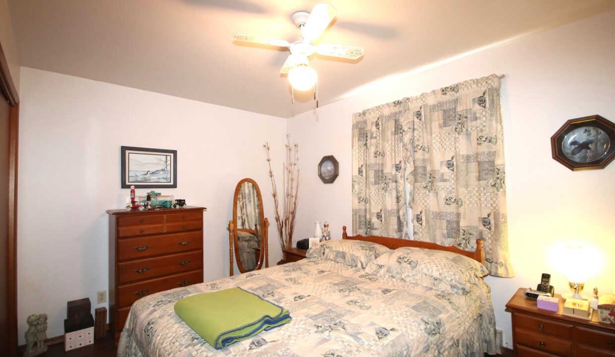 McFarlane Sized (31)