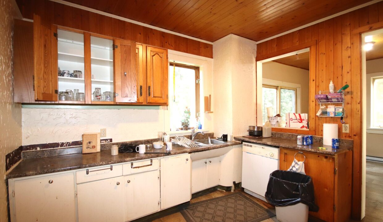 Allan Gray St. Lupicin Sized (44)