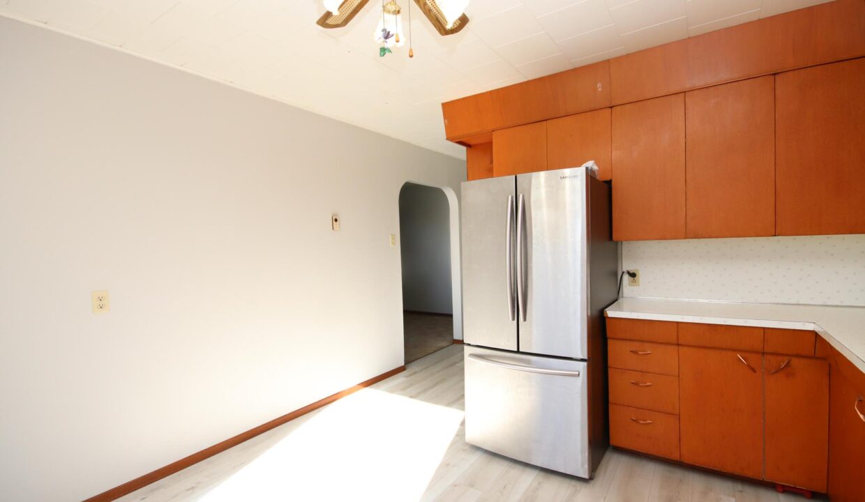 Anderson Stewart 313 rd St Roland Sized (14)