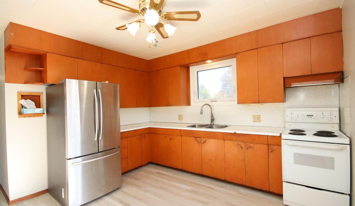 Anderson Stewart 313 rd St Roland Sized (15)